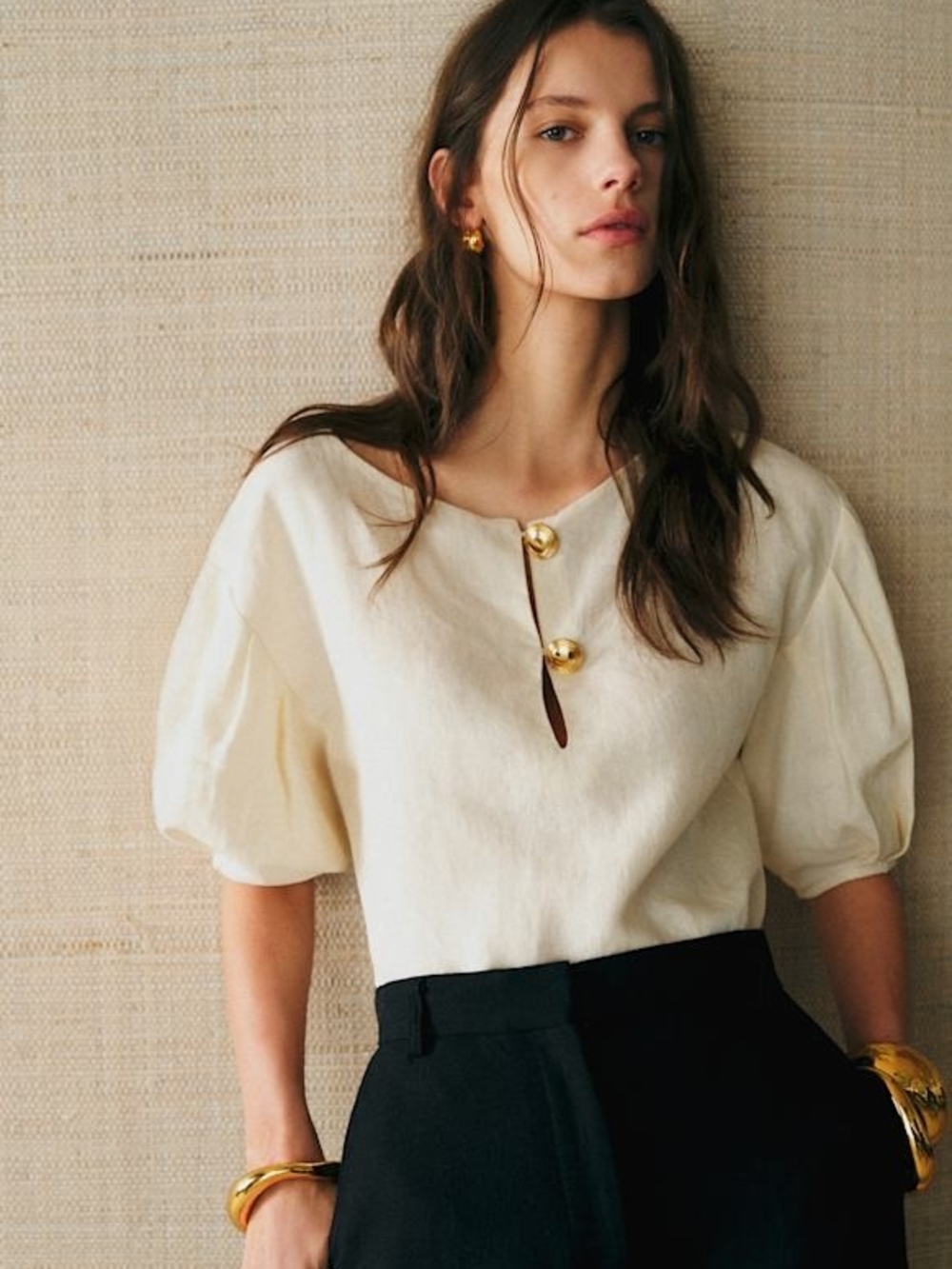 Elegant Giusta Puff Sleeve Linen Blouse